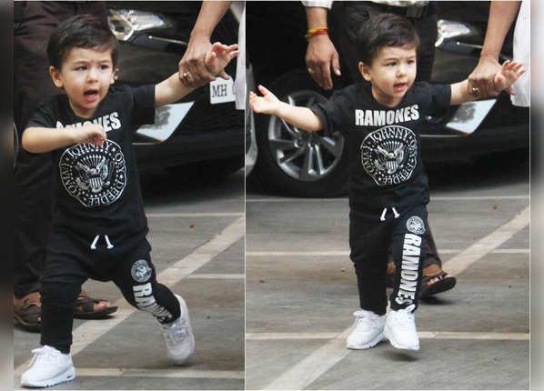 कूल पजामा-टी शर्ट लुक