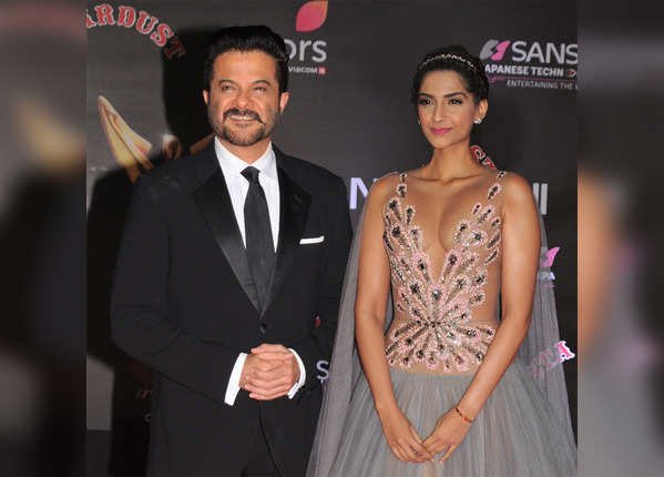 कपड़ों को लेकर चूज़ी हैं सोनम