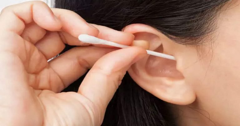 home remedies for ear cleaning: कान की खुजली मिटाने के घरेलू तरीके, नहीं जाना पड़ेगा डॉक्टर के पास – home remedies for ear cleaning and ear itching