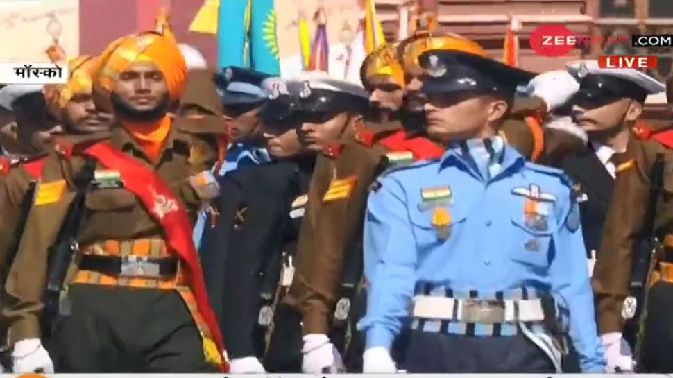 Indian Soldiers power in front of chinese defence minister during Russia Victory Day Parade 2020 | Victory Day Parade 2020: चीनी रक्षा मंत्री के सामने भारतीय सैनिकों ने दिखाया पराक्रम