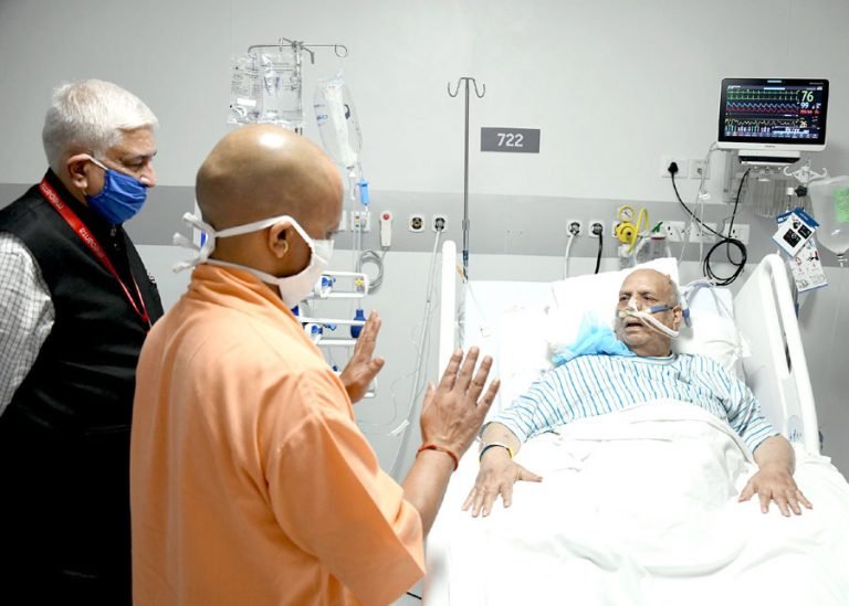 राज्यपाल लालजी टंडन वेंटिलेटर पर, ऑपरेशन के बाद बिगड़ी हालत