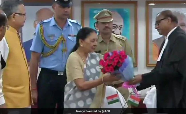 उत्तर प्रदेश की राज्यपाल आनंदीबेन पटेल को मध्यप्रदेश का अतिरिक्त प्रभार