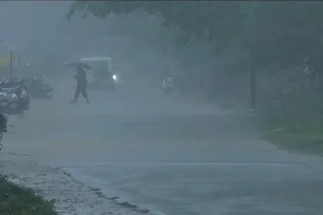 Weather Update: बस्तर में मानसून की एंट्री, झमाझम बारिश से रायपुर हुआ तरबतर