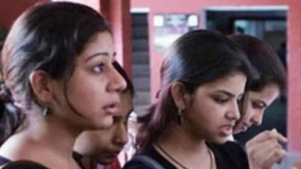 UPPSC PCS 2018 मेन्स का रिजल्ट घोषित, यहां जानें डिटेल – Uppsc pcs 2018 mains result declared successful candidates for interview