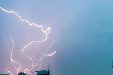 Weather Update: छत्तीसगढ़ में मानसून के लिए बन रहा माहौल, आज कई जगह हो सकती है बारिश