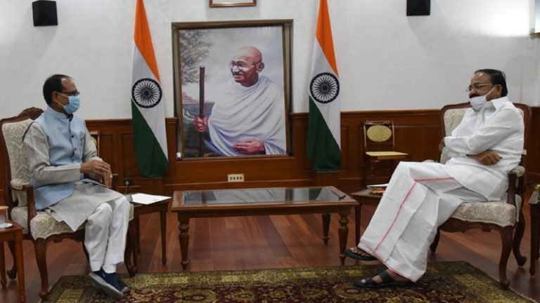 मुख्यमंत्री श्री शिवराज सिंह चौहान की उपराष्ट्रपति से भेंट