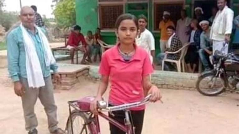 "पढ़ेंगी बेटियाँ तभी तो बढ़ेंगी बेटियाँ"