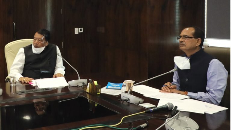 मैं किसानों का वंदन तथा हमारे अमले का अभिनंदन करता हूँ