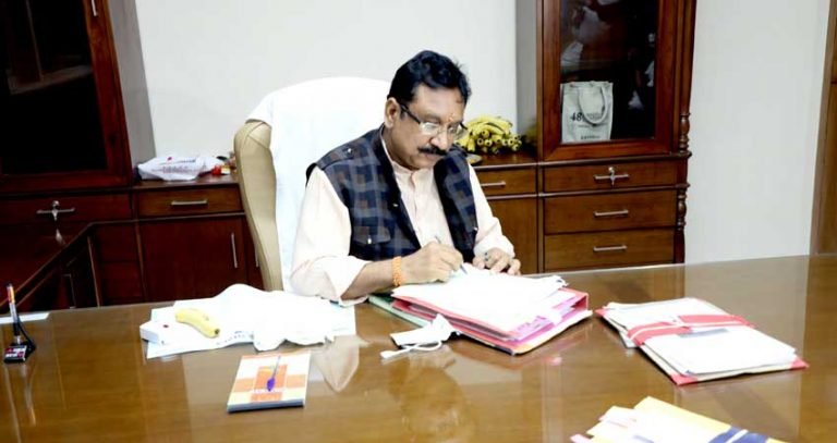 वन ग्रामवासियों की जीवन शैली बेहतर करने के होंगे प्रयास