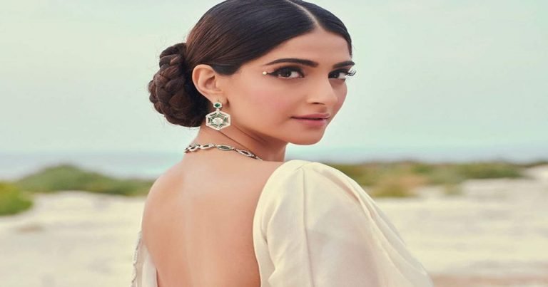 sonam kapoor abused for being stylish: कपड़ों को लेकर सोनम कपूर पर गुस्सा हुई थी एक बड़ी ऐक्ट्रेस, कहा था ‘तुम्हें अंदाजा भी है…’ – sonam kapoor was abused for being a stylish fashion trend setter
