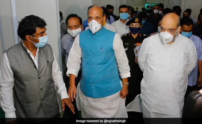 1,000 बेड वाले कोविड-19 अस्पताल का रक्षा मंत्री ने किया दौरा, सिर्फ 12 दिन में किया गया है तैयार