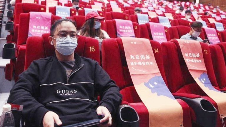 Beijing allows movie theaters to open amid threat of corona infection | संक्रमण के खतरे के बीच बीजिंग में खुले मूवी थियेटर, सख्त नियमों के साथ मिली अनुमति