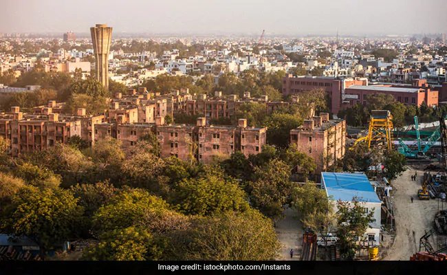 दिल्ली एनसीआर में लोन माफिया की करतूत, एक मकान पर दो-दो बैंकों से फर्जी लोन लिया