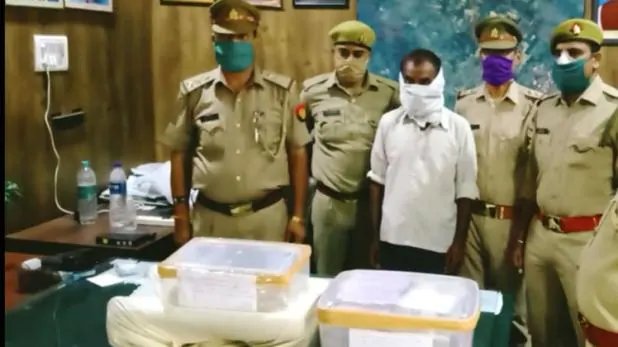 गाजियाबाद में नौकरों ने ही की थी 1 करोड़ की चोरी, एक गिरफ्तार – Ghaziabad theft 1 crore business man employees police