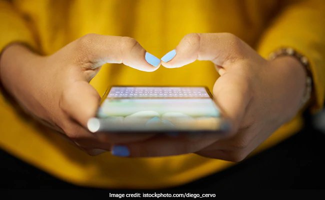 सरकार ने इंटरनेट कंपनियों को चीनी App तत्काल बंद करने का दिया निर्देश