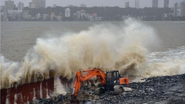 Weather Updates: Live: मुंबई में हाई टाइड की चेतावनी, 4.6 मीटर तक उठ सकती हैं लहरें, लोगों से घरों में रहने की अपील – Weather forecast live updates monday delhi weather monsoon news heavy rain alert in mumbai gujarat odisa bihar lbs