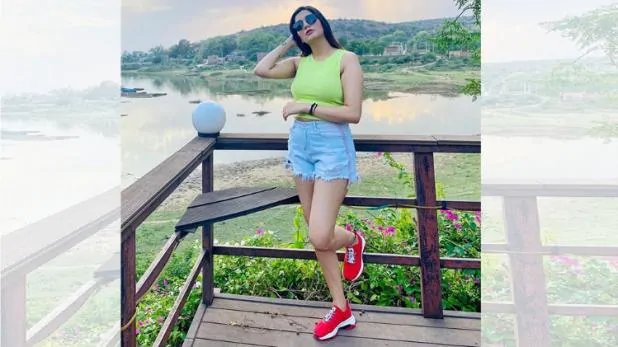 बदले अंदाज में दिखीं सपना चौधरी, बताया- क्या है सबसे मुश्किल काम – Sapna chaudhary glamorous look viral desi queen sapna choudhary share photo in sleeveless top pants talking about success lbs