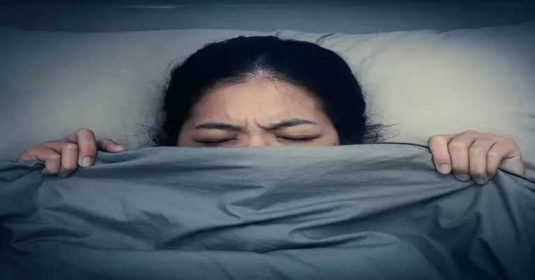 feel sleepy all the time : Hypersomnia: जिन्हें हर समय जम्हाई आती है, वे हैं इन समस्याओं का शिकार – feel sleepy all the time reason and treatment