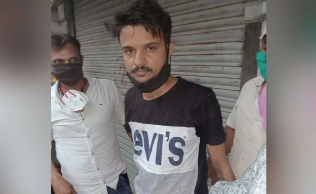 दिल्ली पुलिस की क्राइम ब्रांच ने अभिषेक द्विवेदी नामक एक शख्स को किया गिरफ्तार, अपने आप को बताता था गृहमंत्री का पर्सनल सेक्रेटरी