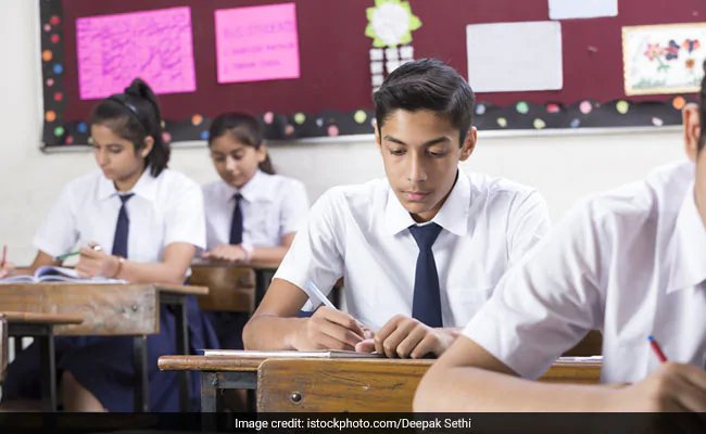 Unlock 4: New Guidelines for Schools and Students Must Read, 5 Points – Unlock 4 : स्कूलों और छात्रों के लिए नई गाइडलाइन्स पढ़ना जरूरी, जानें 5 प्वाइंट्स में