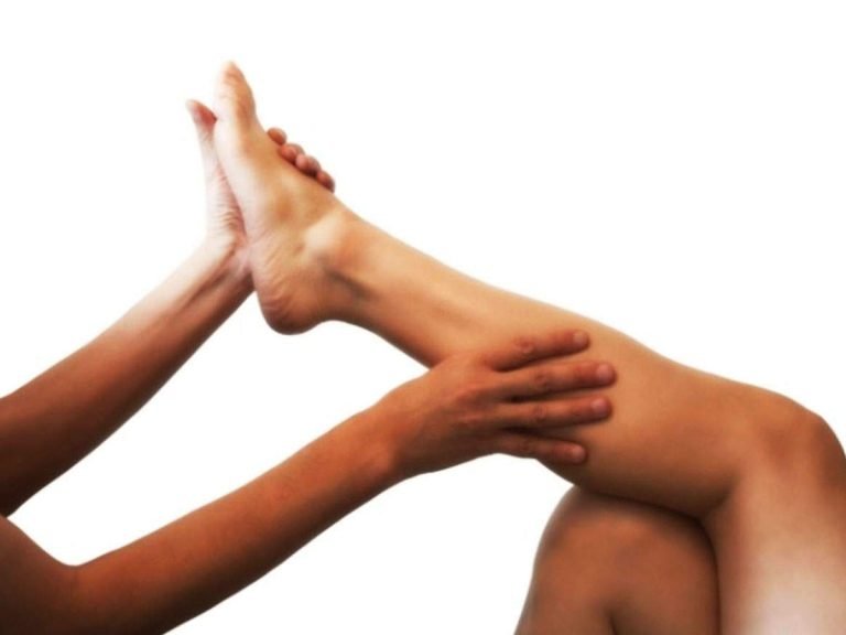 symptoms of high uric acid in body: Uric Acid: यूरिक एसिड बढ़ने पर युवाओं के शरीर में दिखते हैं ये लक्षण – symptoms of high uric acid in youngsters in hindi