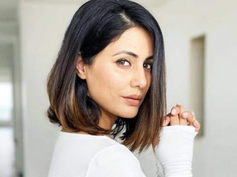 hina khan copied nora fatehi dress: जब हिना खान की ड्रेस को देखकर लोगों के मुंह से निकला- ऐसे कौन करता है भई! – hina khan copied nora fatehi pink dress