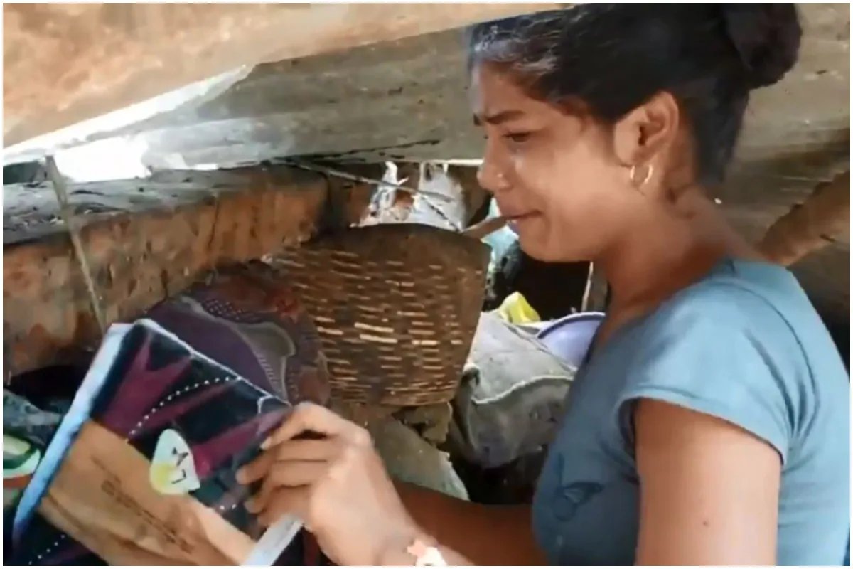 छत्तीसगढ़ः आदिवासी लड़की की सिसकियां सुन बोले सोनू सूद- आंसू पोछ ले बहन… | bijapur – News in Hindi