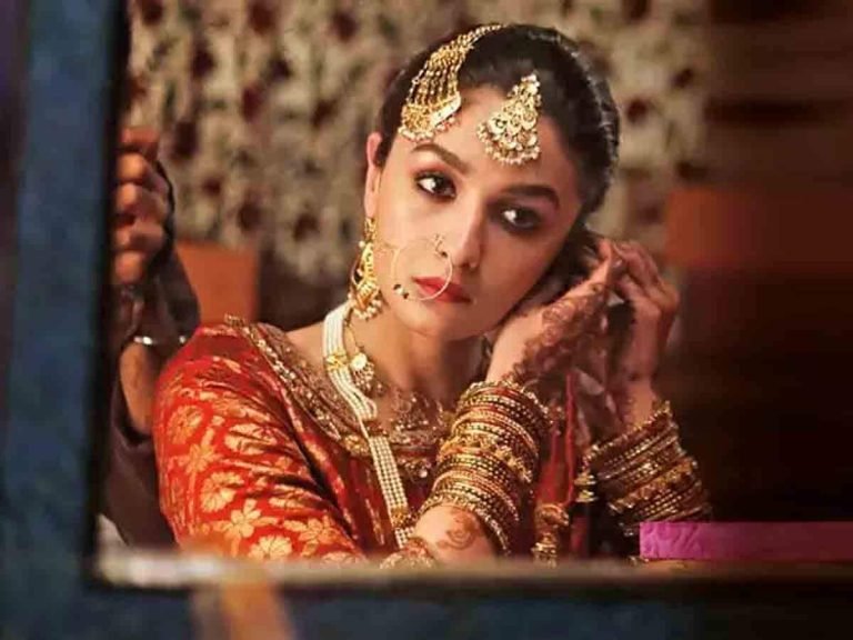 alia bhatt bridal look: जब आलिया भट्ट को देख लोग बोले, ‘ये दुल्हनिया तो रणबीर ही ले जाएगा’ – alia bhatt bridal look which made fans say ranbir kapoor will take away this bride
