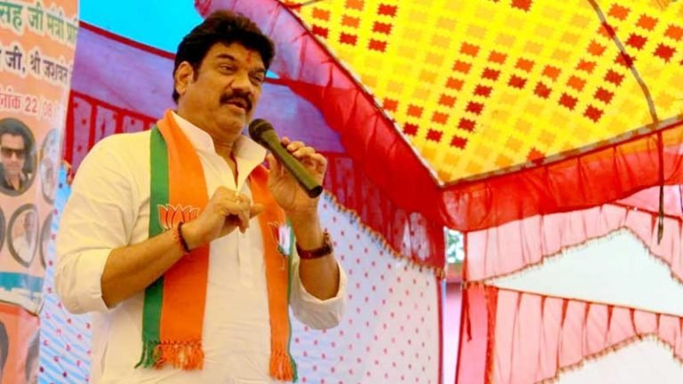 अंतिम पंक्ति के अंतिम व्यक्ति के लिये भी चिंतित है राज्य सरकार : मंत्री श्री राजपूत