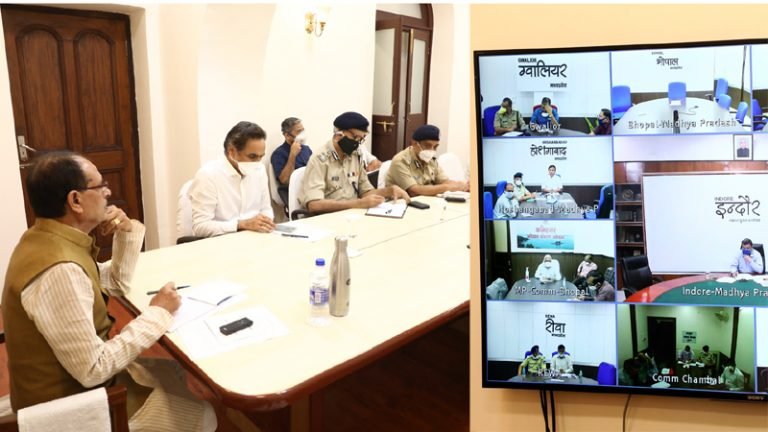 अतिवर्षा और बाढ़ से प्रदेशवासियों की रक्षा हमारा कर्तव्य भी है और धर्म भी : मुख्यमंत्री श्री चौहान