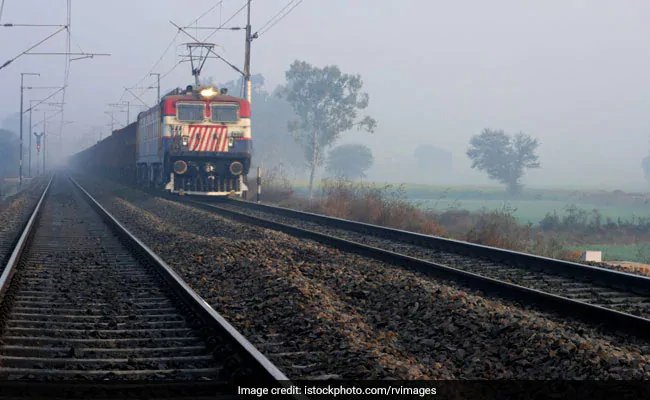 किसानों के लिए खुशखबरी : कल से शुरू होगी 'किसान रेल', जानिए किन राज्यों को होगा फायदा