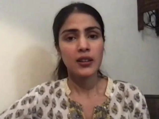 Rhea Chakraborty says Sushants family has opened Pandoras box in the name of drugs – रिया चक्रवर्ती ने कहा- सुशांत के परिवार वालों ने ड्रग्स के नाम पर पैन्डोरा का बॉक्स खोला है