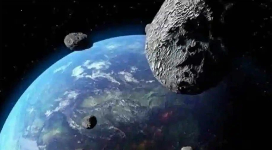 Asteroid heading towards Earth a day before US elections: NASA | अमेरिकी राष्ट्रपति चुनाव से ठीक पहले धरती की ओर आ रहा है ऐस्टरॉयड, जानें कितना है खतरा