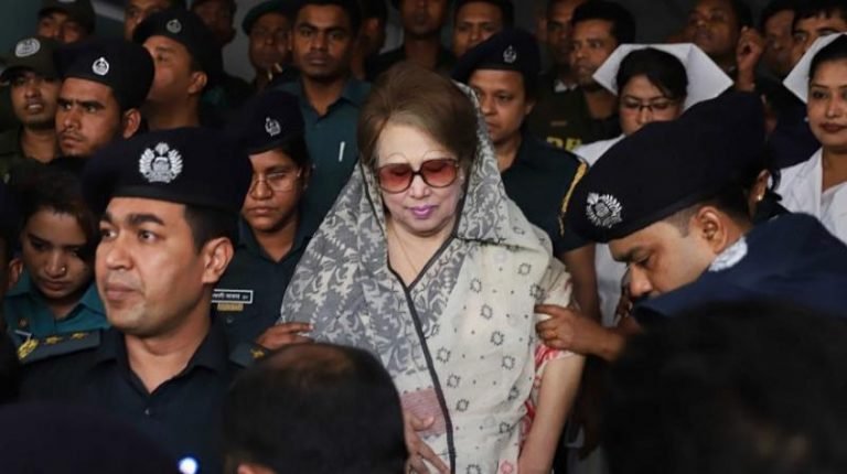 Khalida Jia’s family requested an extension of six months on the suspended prison sentence|बांग्लादेश: खालिदा जिया के परिवार की मांग- “निलंबित जेल की सजा 6 महीने बढ़ा दी जाये”