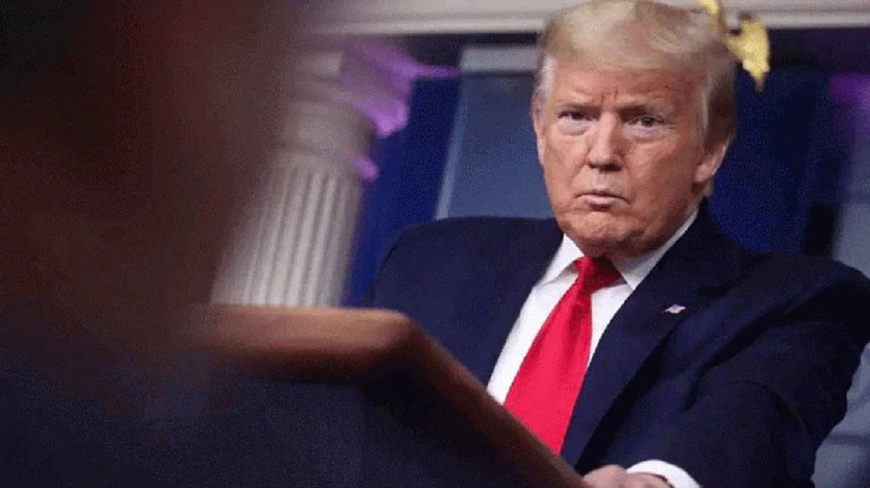 Democrats accused US President Donald Trump of trying to inflame racial tensions to benefit his electoral campaign | डोनाल्ड ट्रंप पर भड़के विरोधी, लगाया राजनीतिक लाभ के लिए नफरत फैलाने का आरोप
