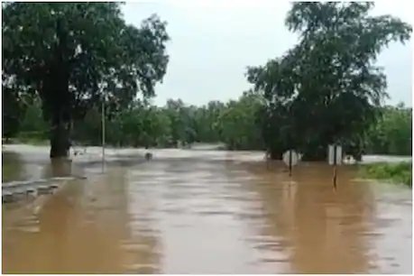 छत्तीसगढ़ में लगातार बारिश से आई बाढ़, कई इलाके डूबे, CM भूपेश बघेल ने संभाला मोर्चा