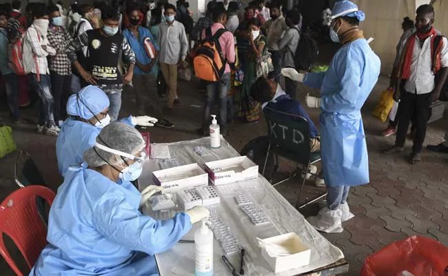 भारत में कोरोनावायरस से एक दिन में सबसे ज़्यादा 1,092 मौत, 64,531 नए COVID-19 केस