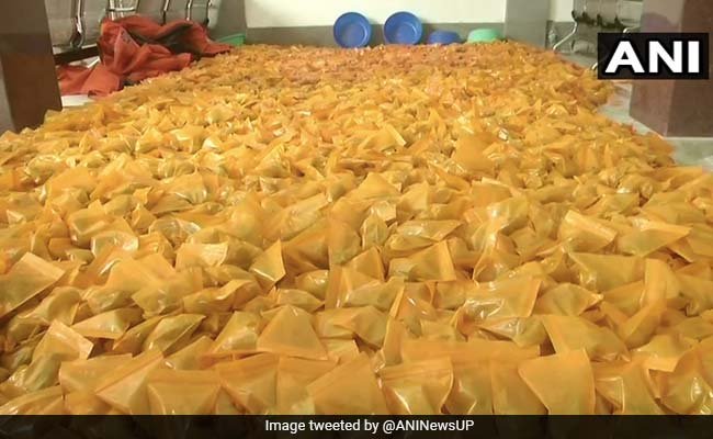 अयोध्या : पटना से आ रहे हैं लड्डू, देवी-देवताओं को बुलाने के लिए विशेष पूजा शुरू