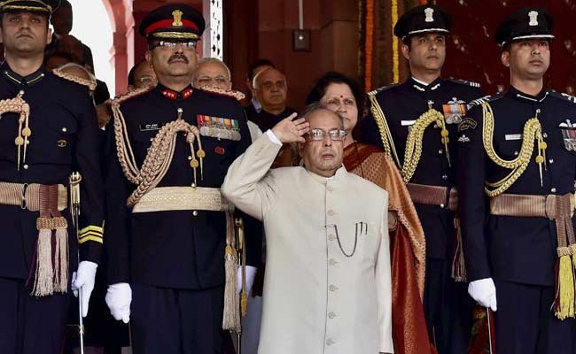 Former President Pranab Mukherjee passed away: President Ram Nath Kovind, Rahul Gandhi and many paid tribute to him – नहीं रहे पूर्व राष्ट्रपति प्रणब मुखर्जी : गृहमंत्री अमित शाह, राहुल गांधी समेत इन हस्तियों ने दी श्रद्धांजलि