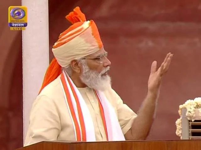 PM Modi Independence Day Speech : give answer on age of girls for marriage on sanitary pads – लाल किले पर PM मोदी के भाषण के बाद उठे 2 सवालों पर आप भी दीजिए राय