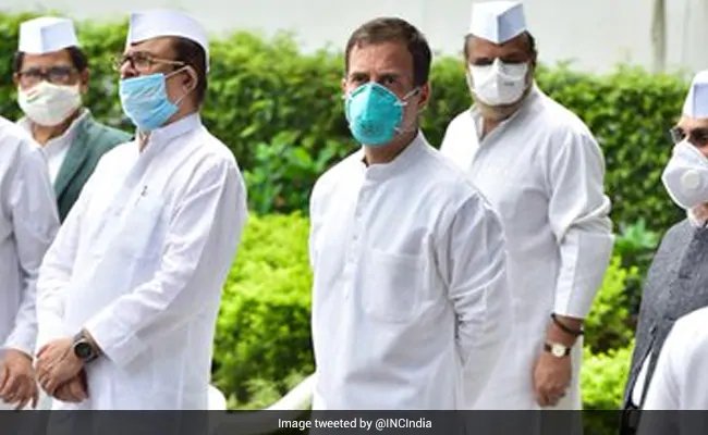 Rahul Gandhi says, BJP & RSS control Facebook, Whatsapp in India, BJP gave befitting reply – अमेरिकी अखबार के खुलासे पर बोले राहुल गांधी- फेसबुक, व्हॉट्सएप पर BJP-RSS का नियंत्रण, भाजपा का पलटवार