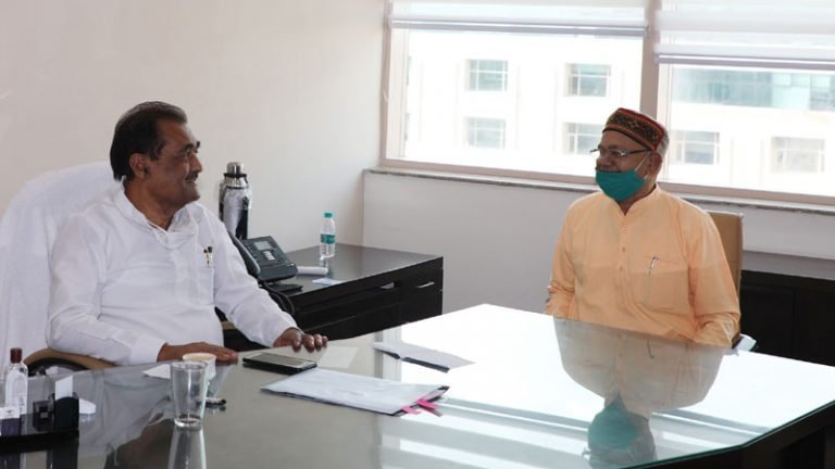 पिछड़ा वर्ग के लोगों के सामाजिक उत्थान में लगे व्यक्तियों को प्रोत्साहन मिले