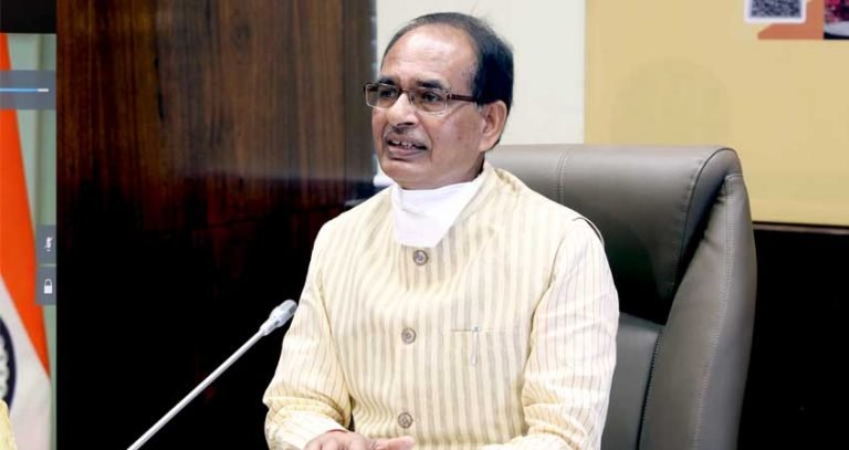 सूदखोरों से बचाकर स्ट्रीट वेंडर्स को डिजिटल क्रांति से मदद दिलवाई मध्यप्रदेश ने