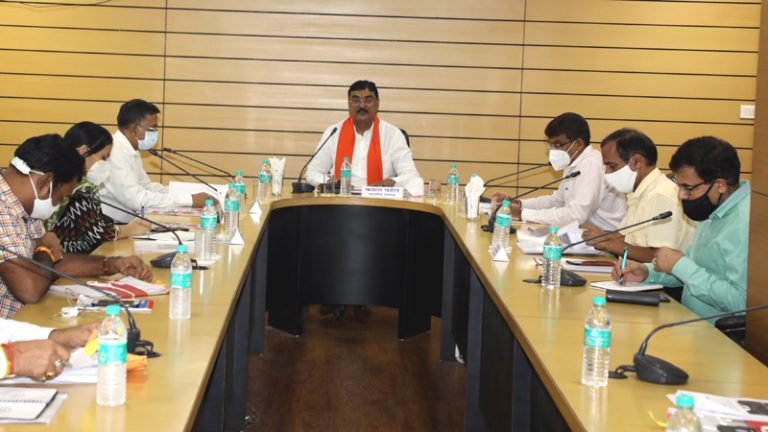 मंडी समितियों के कर्मचारी अब मंडी बोर्ड के कर्मचारी होंगे : मंत्री श्री पटेल