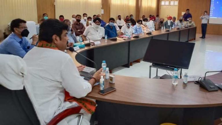 कोरोना के बावजूद ट्रक एवं बस ऑपरेटर्स की माँगों पर सरकार सहानुभूतिपूर्वक करेगी विचार- परिवहन मंत्री श्री राजपूत