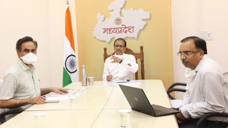 दक्षता से कार्य करें जिला कोविड कमाण्ड एण्ड कंट्रोल सेंटर