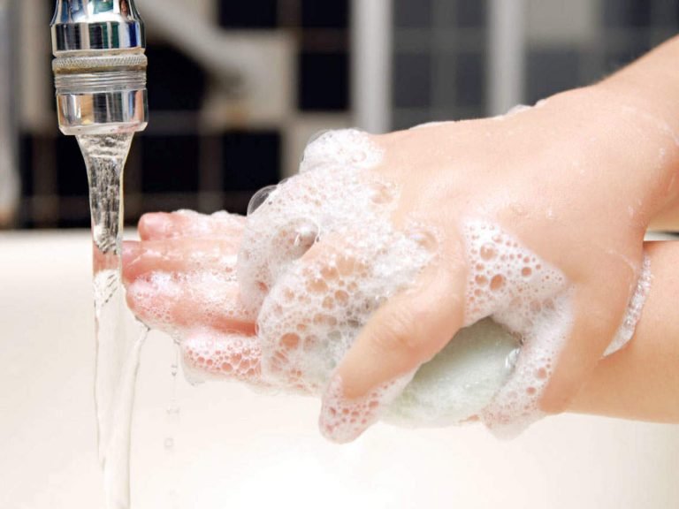 how to make hand wash at home: How To Use Soap Pieces: साबुन के बचे हुए टुकड़ों से घर पर इस तरह बनाएं हैंडवॉश – how to use soap pieces to make hand wash at home in hindi