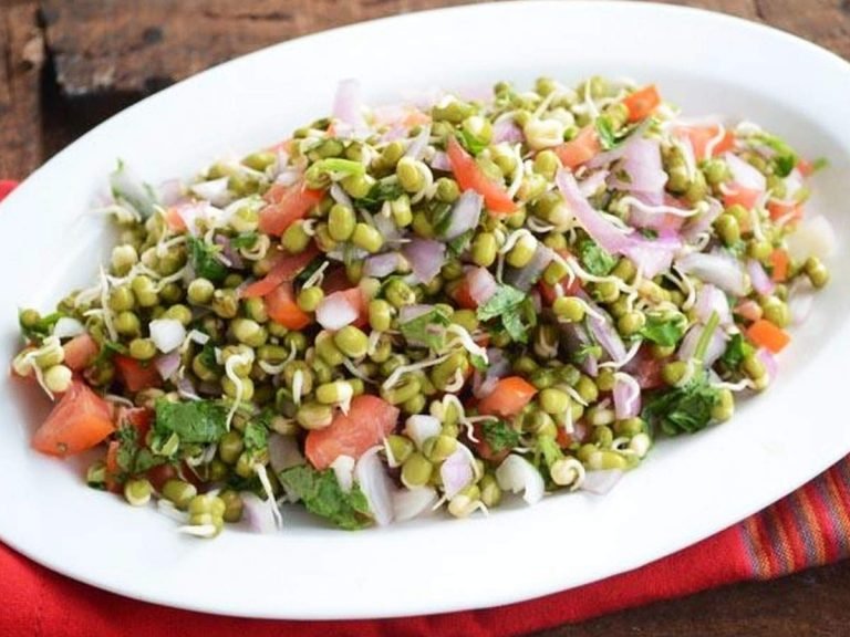 Health benefits of Moong Sprouts: नाश्ते में खाएं मूंग दाल स्प्राउट्स, पूरा दिन बने रहेंगे एनर्जी का पावर हाउस – why should eat mung dal sprouts in breakfast know health benefits of sabut moong in hindi