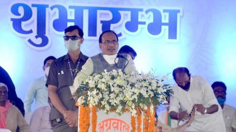 प्रदेश में जनकल्याण एवं विकास के कार्यो में कमी नहीं आने देंगे : मुख्यमंत्री श्री चौहान