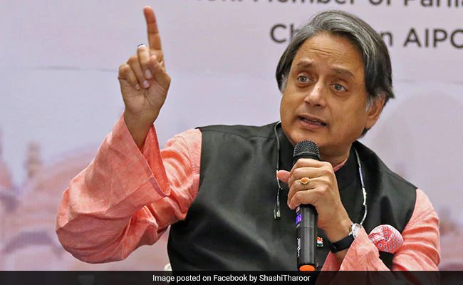 बिहार चुनाव : पहले चरण की वोटिंग पर बोले शशि थरूर- 'वो तेरी आंख के आंसू वो तेरे पाँव के छाले...'